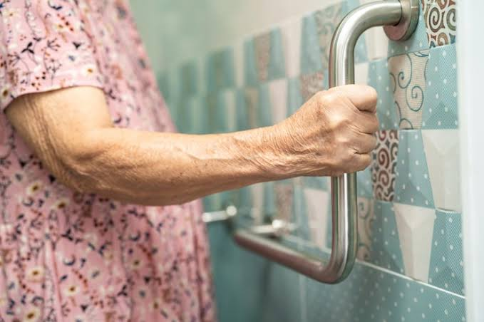 Bathroom Conversions for Elderly: Creating a Safe, Comfortable, and Independent Bathroom